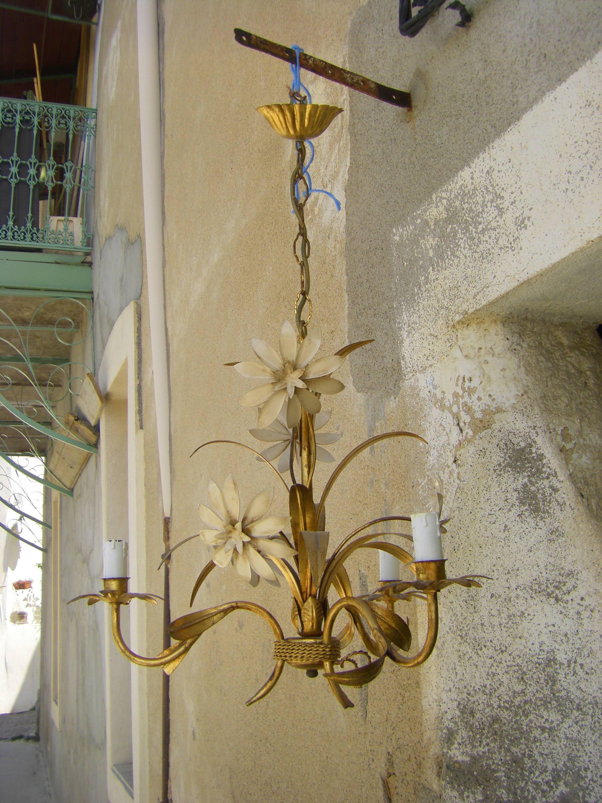 Vintage chandelier 1970