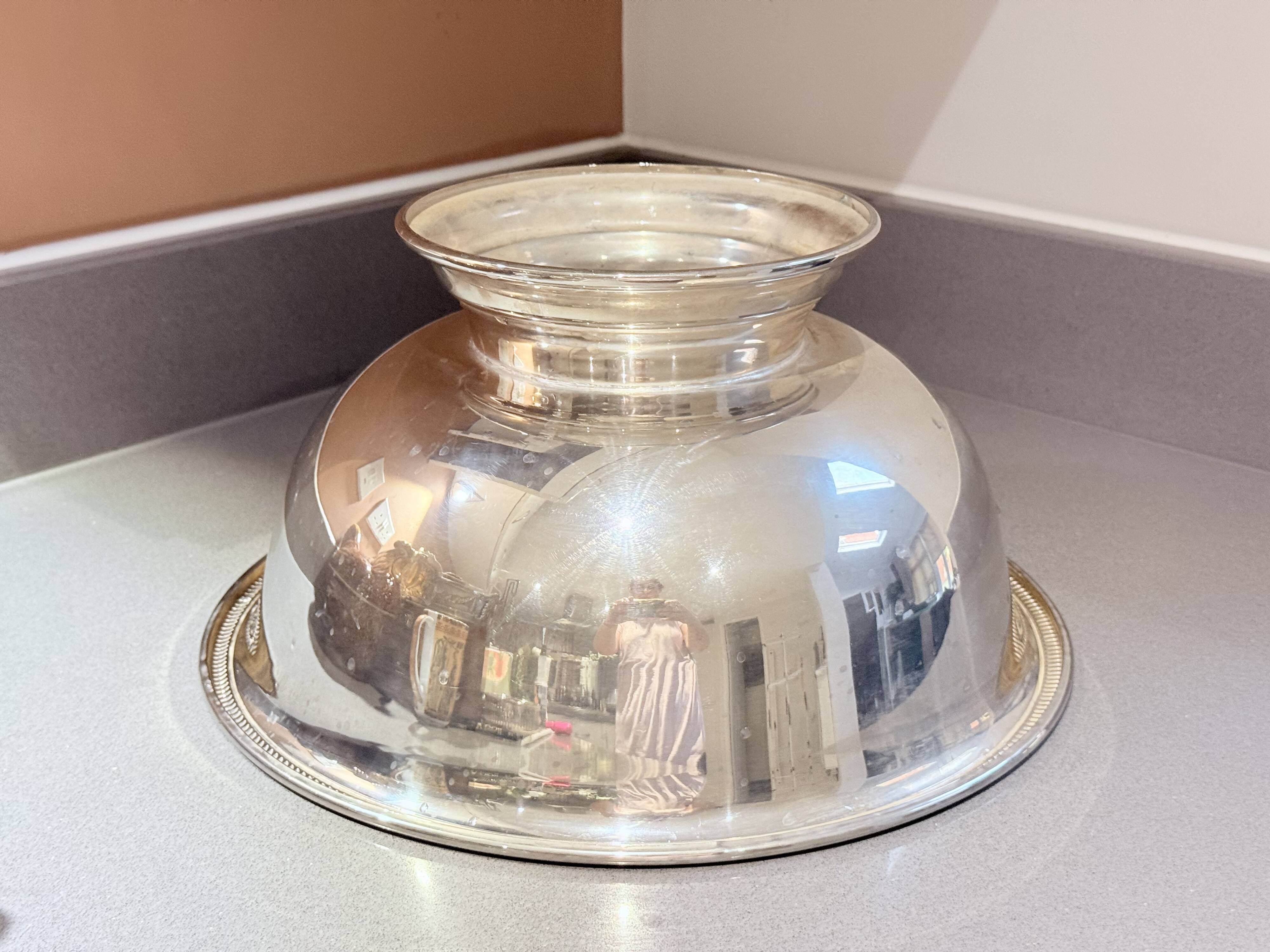 Large Luxury Silver Plated Champagne Ice Bucket / Wine Cooler on Pedestal
