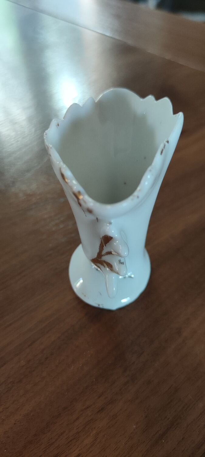 Small wedding vase porcelain of Paris