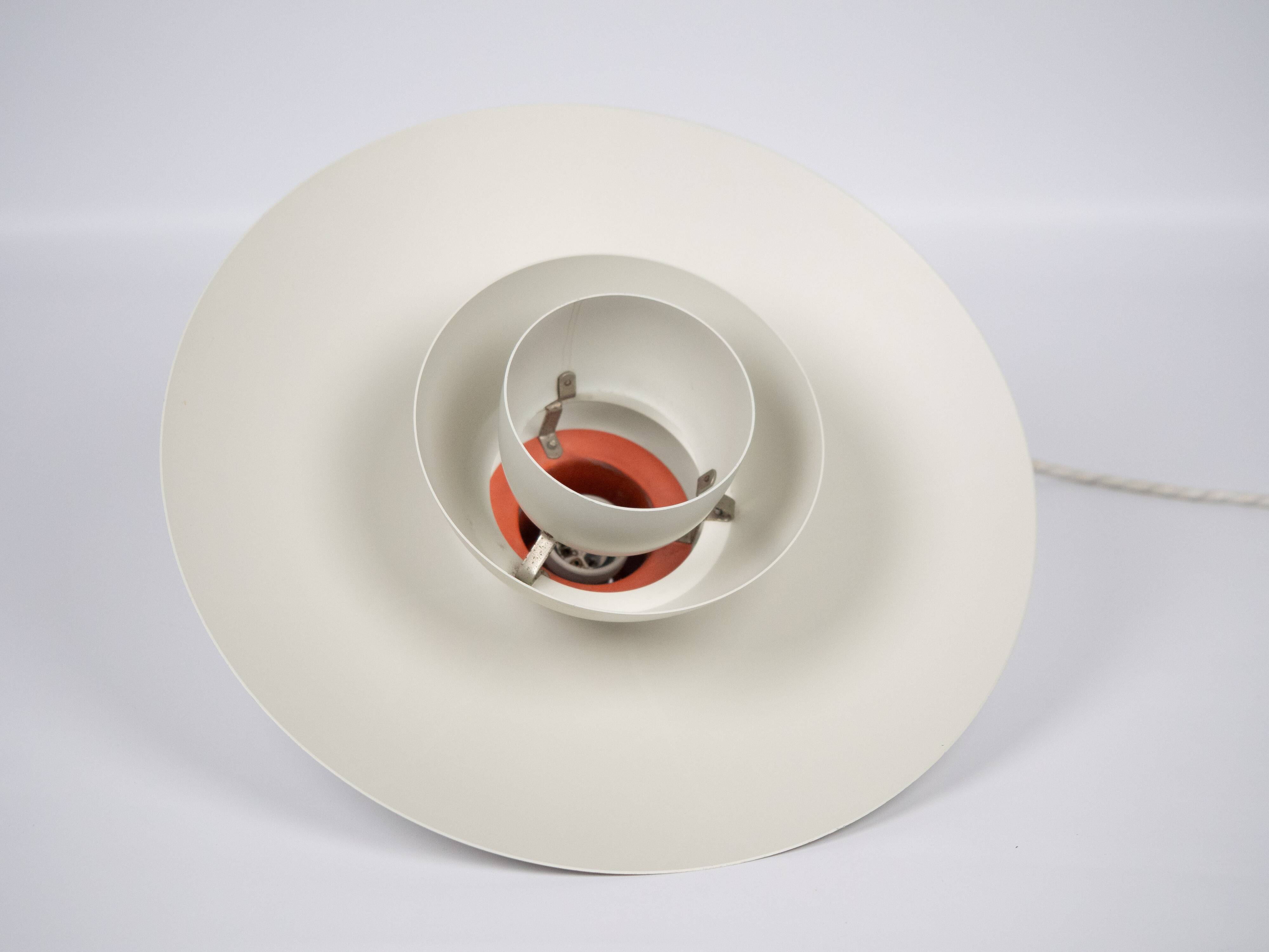 Suspension danoise PH 4/3 par Poul Henningsen, Louis Poulsen, 1966