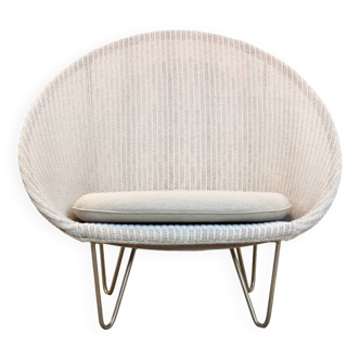 Fauteuil lounge lloyd loom en blanc gris