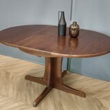 Mid-century extendable dining table