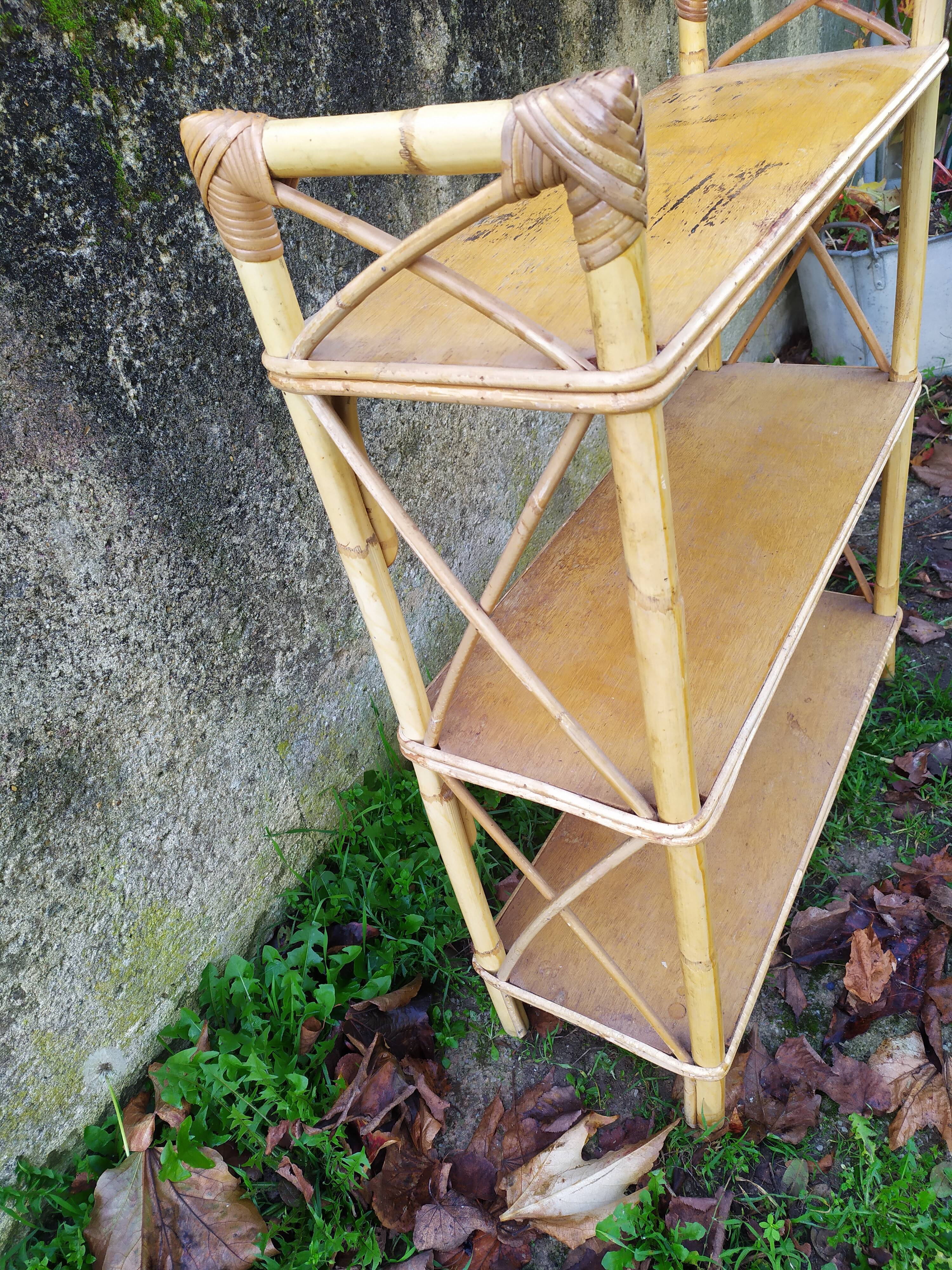 Étagère bambou et rotin années 50-60