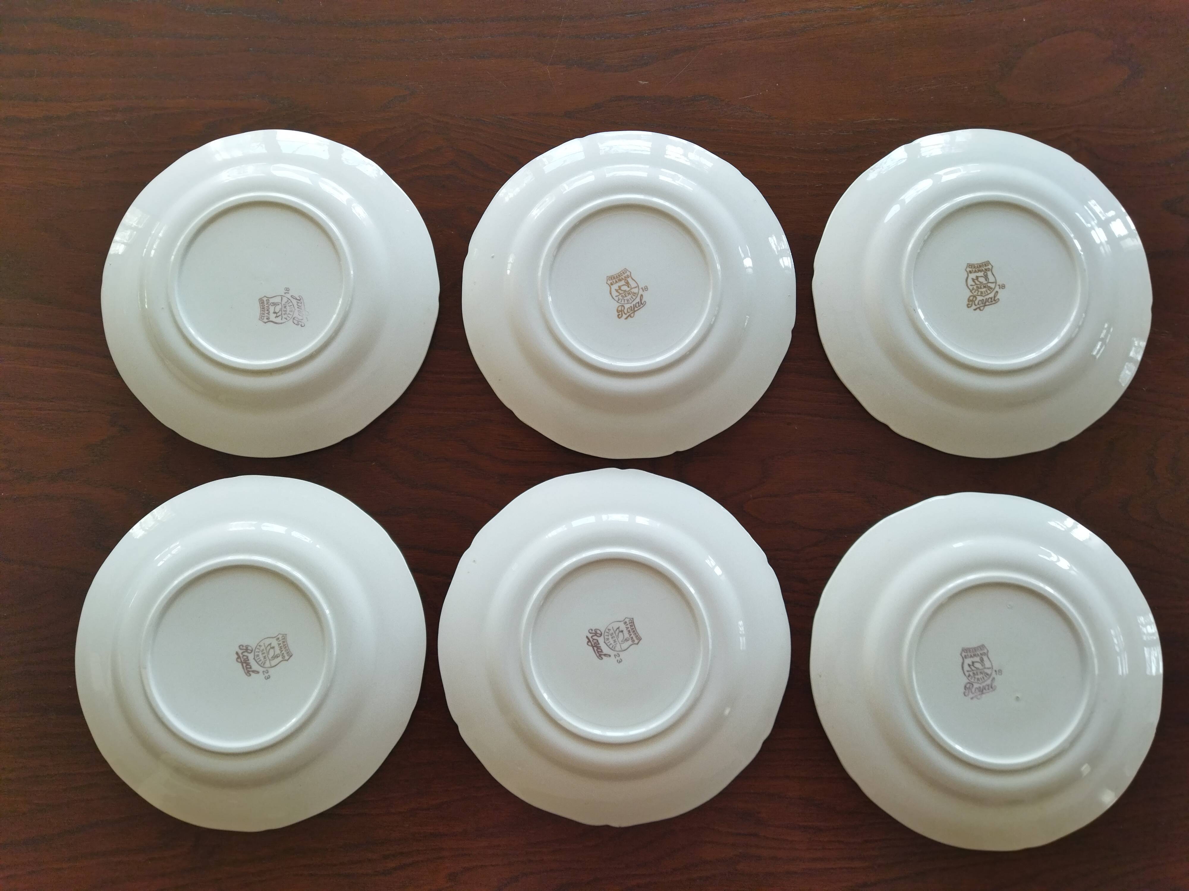 Six assiettes plates Céranord St Amand "Royal"