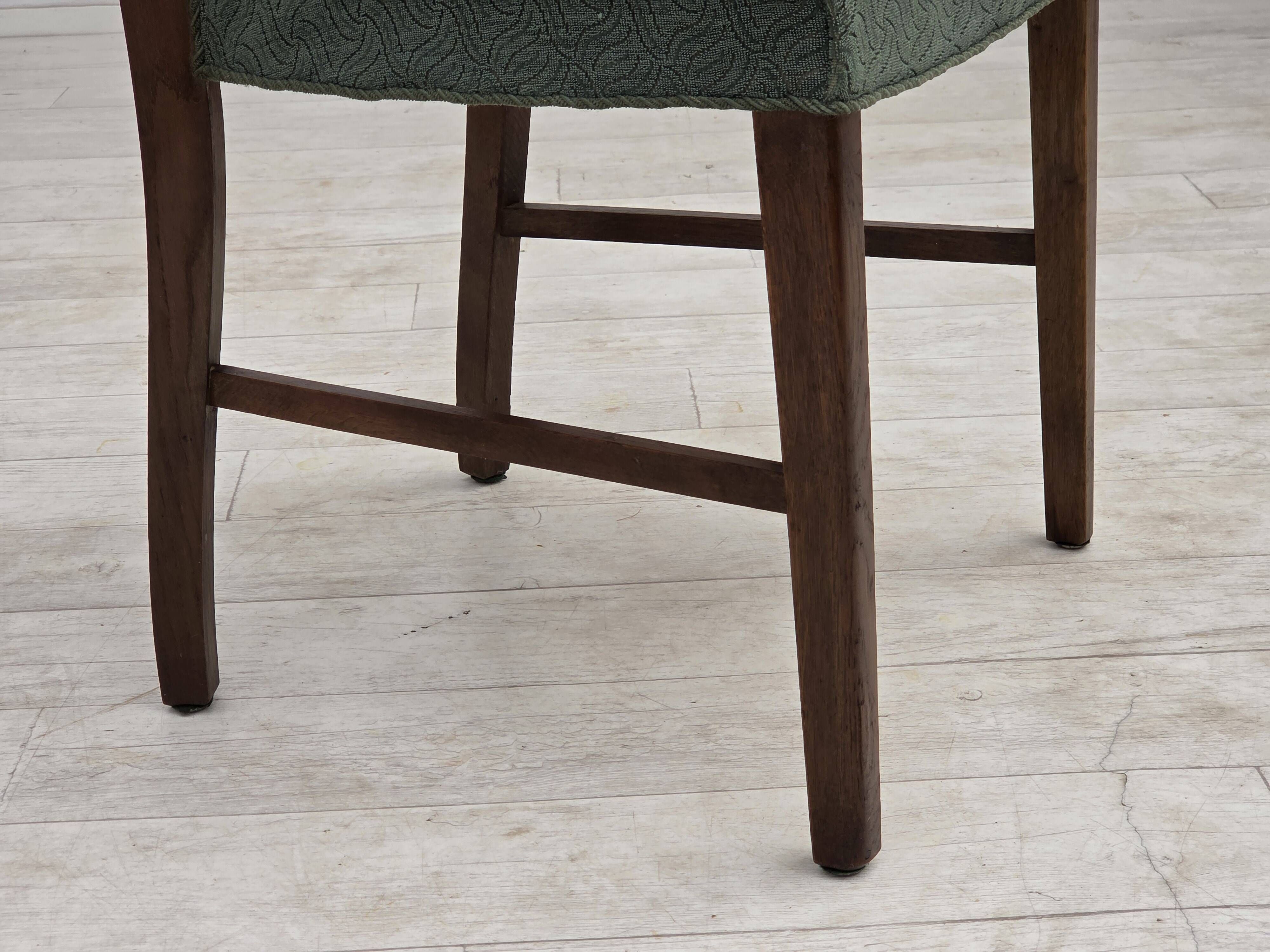 1960s, set of 6 Danish dining chairs, furniture wool, oak wood.