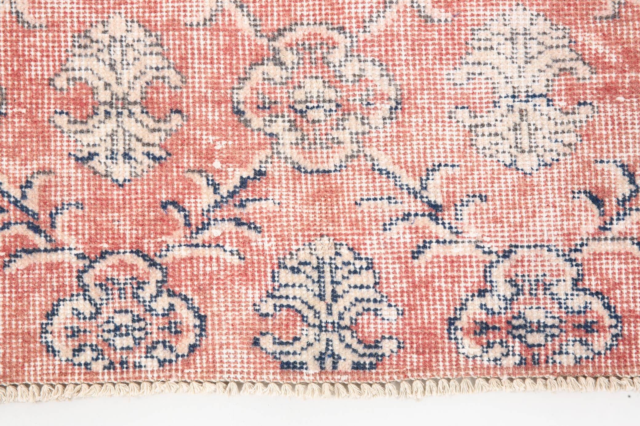 Pale red classic vintage rug, 215x335cm