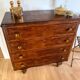 Commode ancienne en bois
