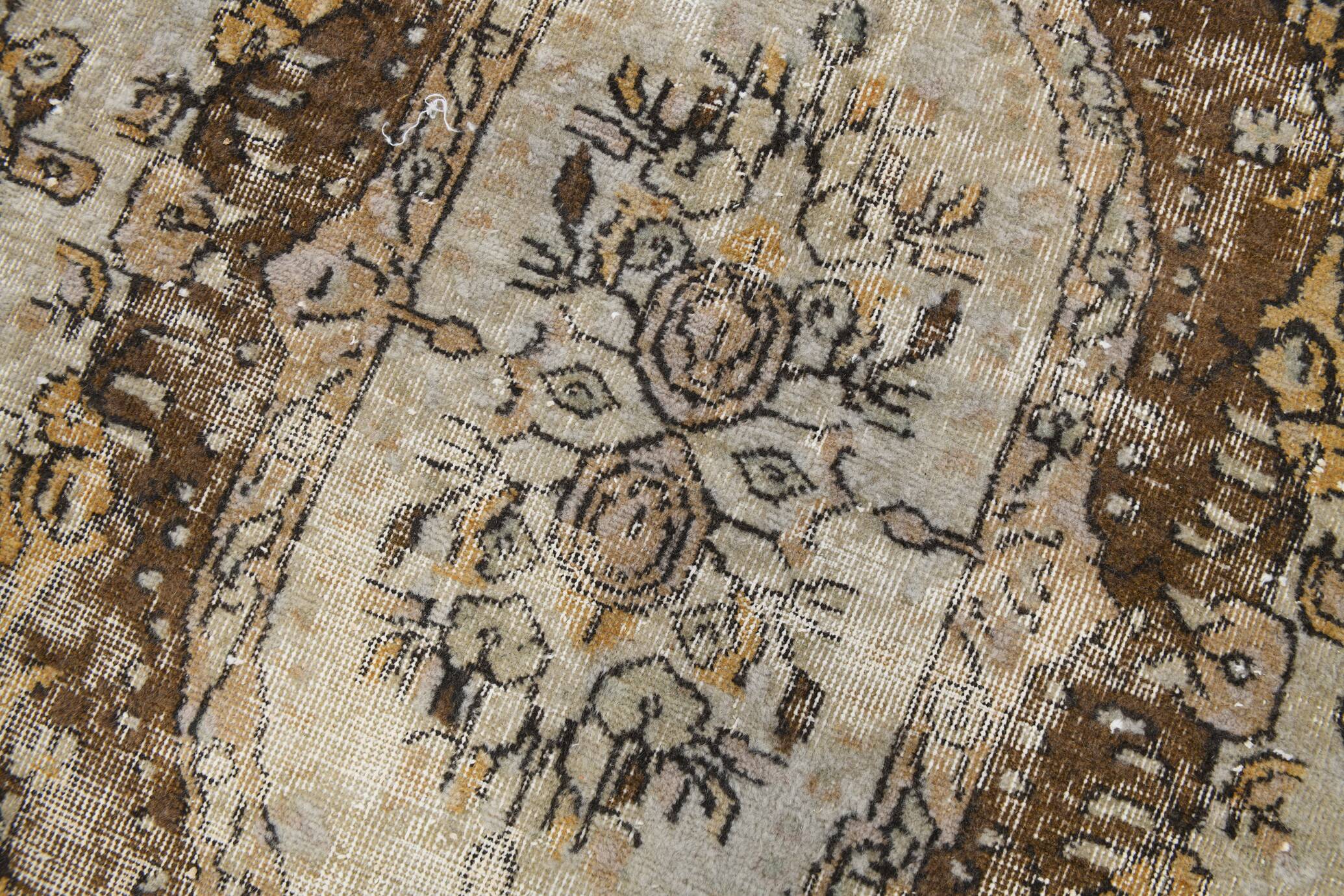 Brown & Cream Classic Persian Rug, 172x278Cm