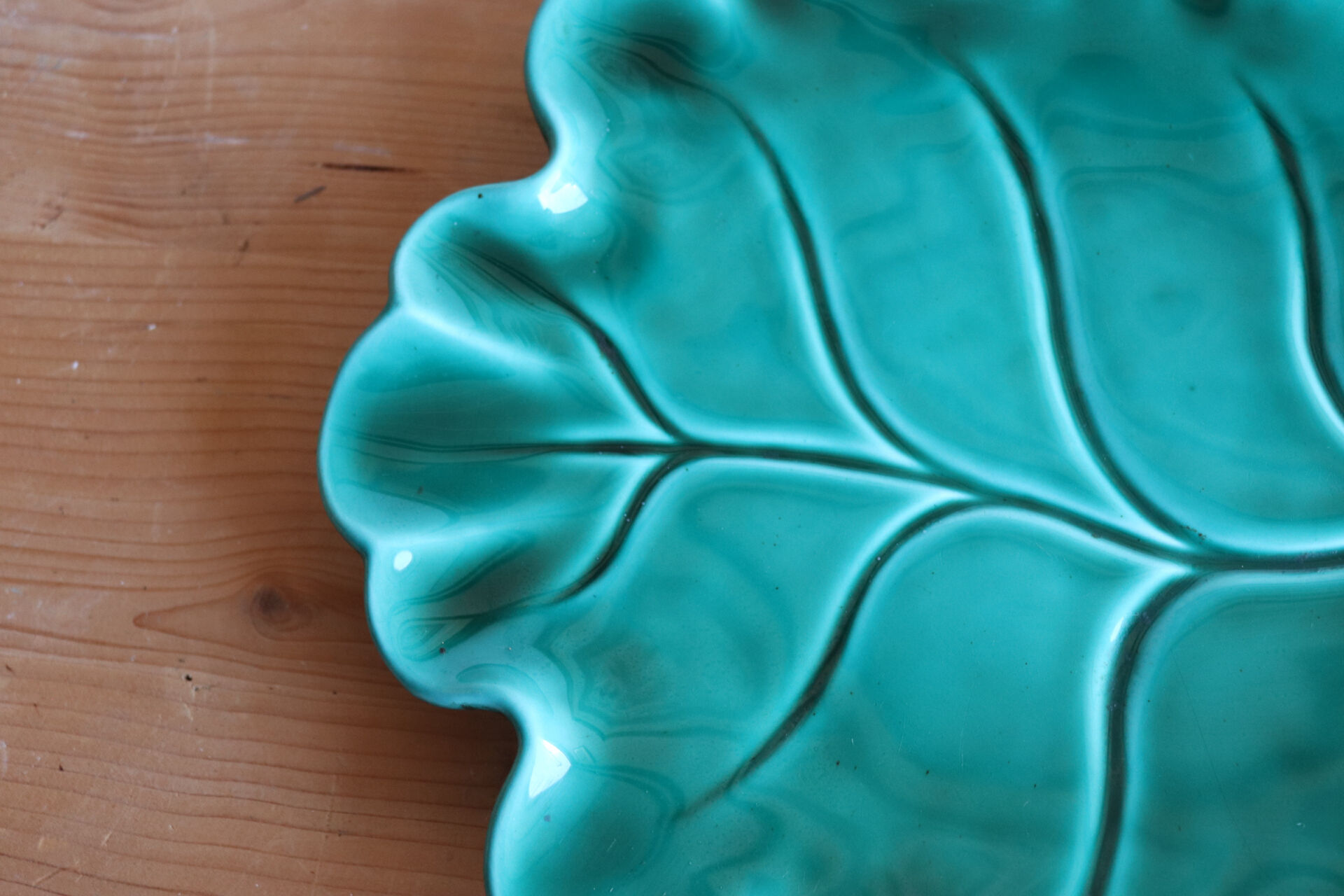 Large green ceramic leaf dish Vallauris