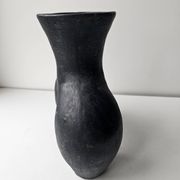 Magnificent Coco Fesse vase in ceramic terracotta Design - 23cm
