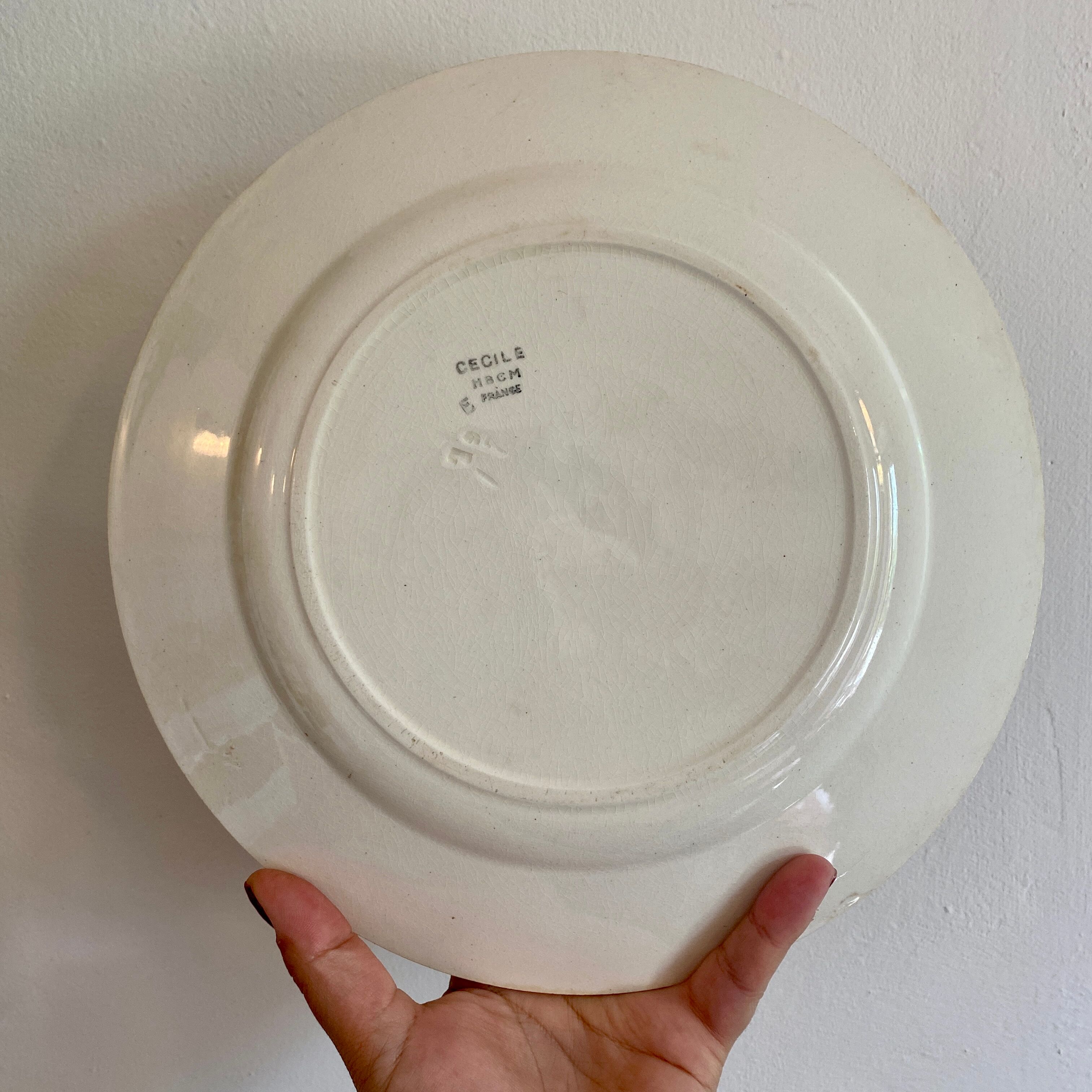 Set of 8 flat plates vintage model Cécile de HBCM