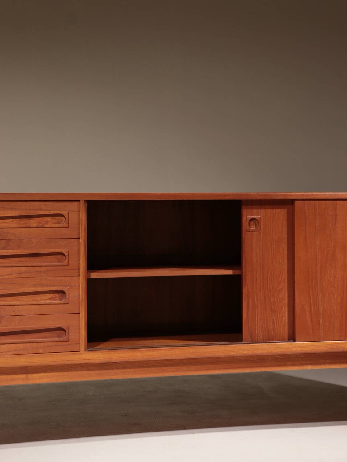 Sideboard Johannes Andersen 1960