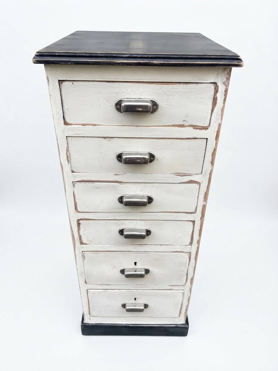 Meuble tiroirs chiffonnier industriel sapin 1950
