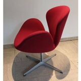 "Swan" armchair by Arne Jacobsen edition Fritz Hansen