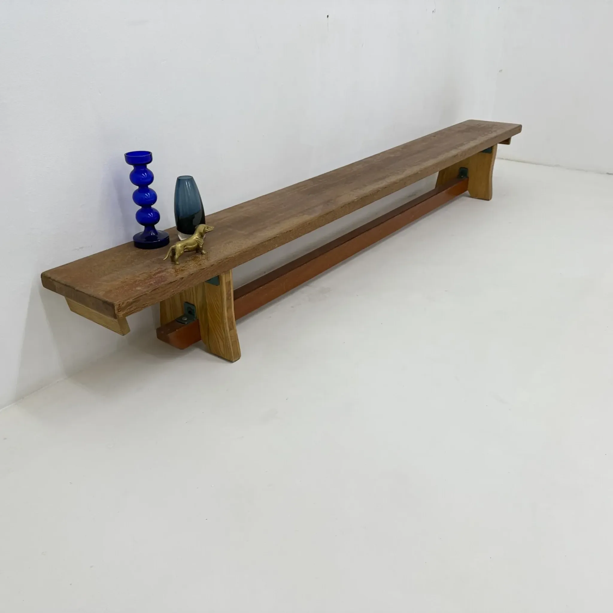 Banc d'école en bois massif vintage, années 1970