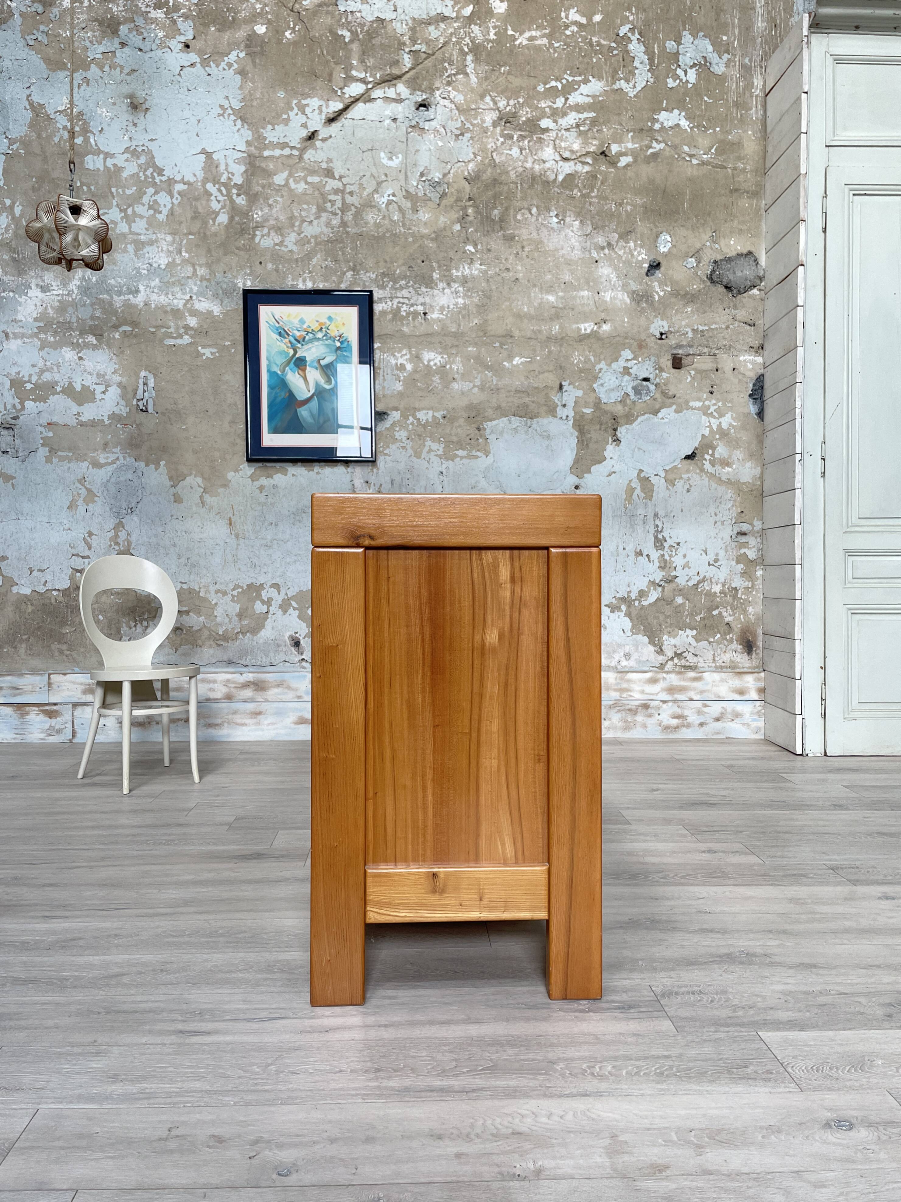 Enfilade en elme massif, REGAIN edition, circa 1980.