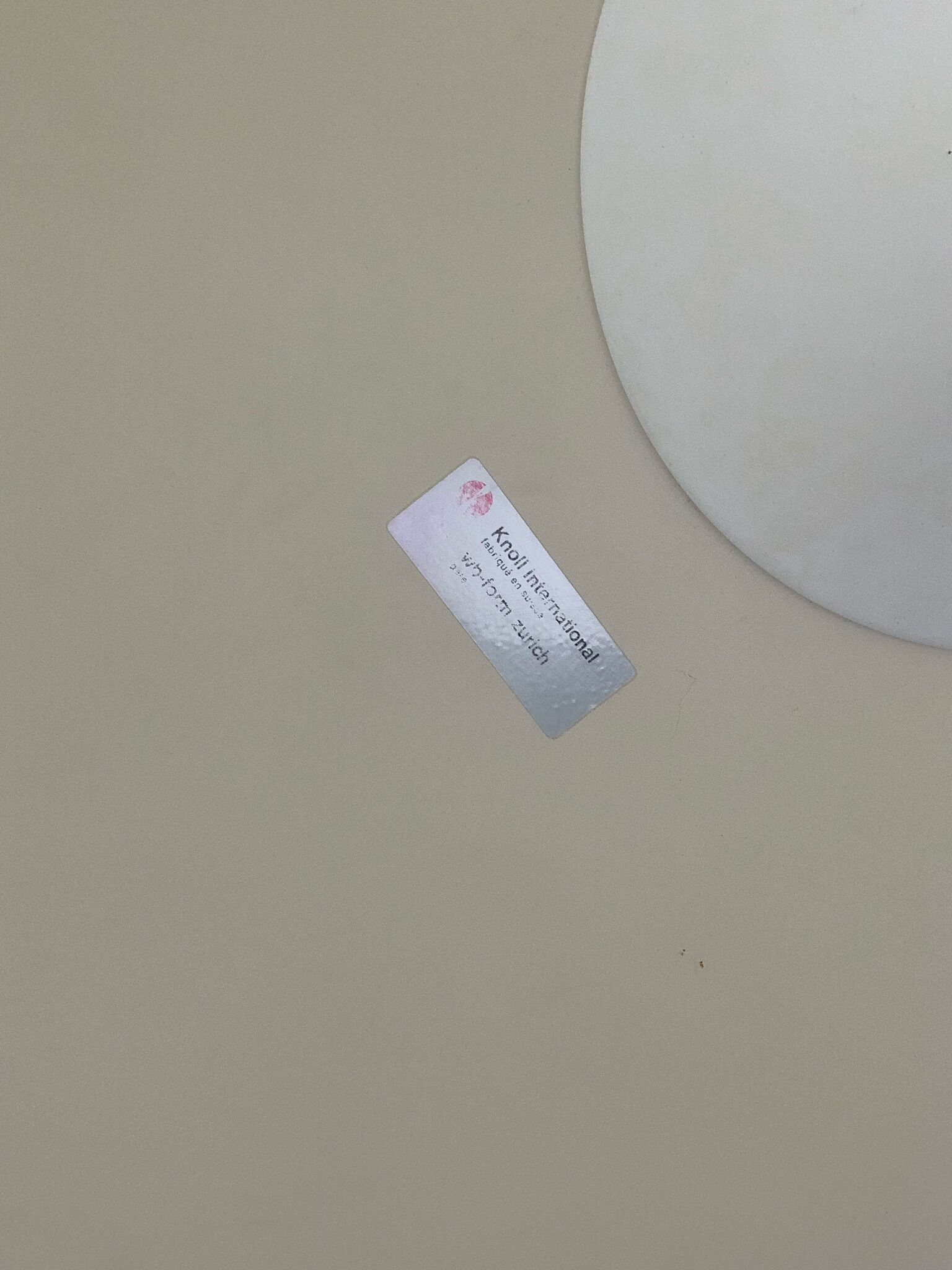 Eero Saarinen Tulip Dining Set with Swifel Chairs for Knoll International 1960s