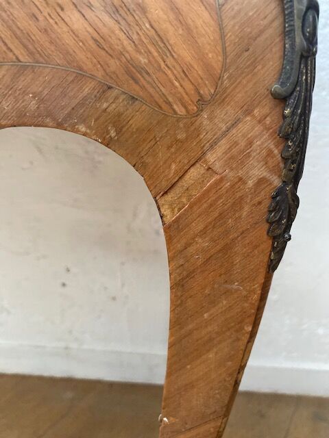 Wooden dressing table in marquetry