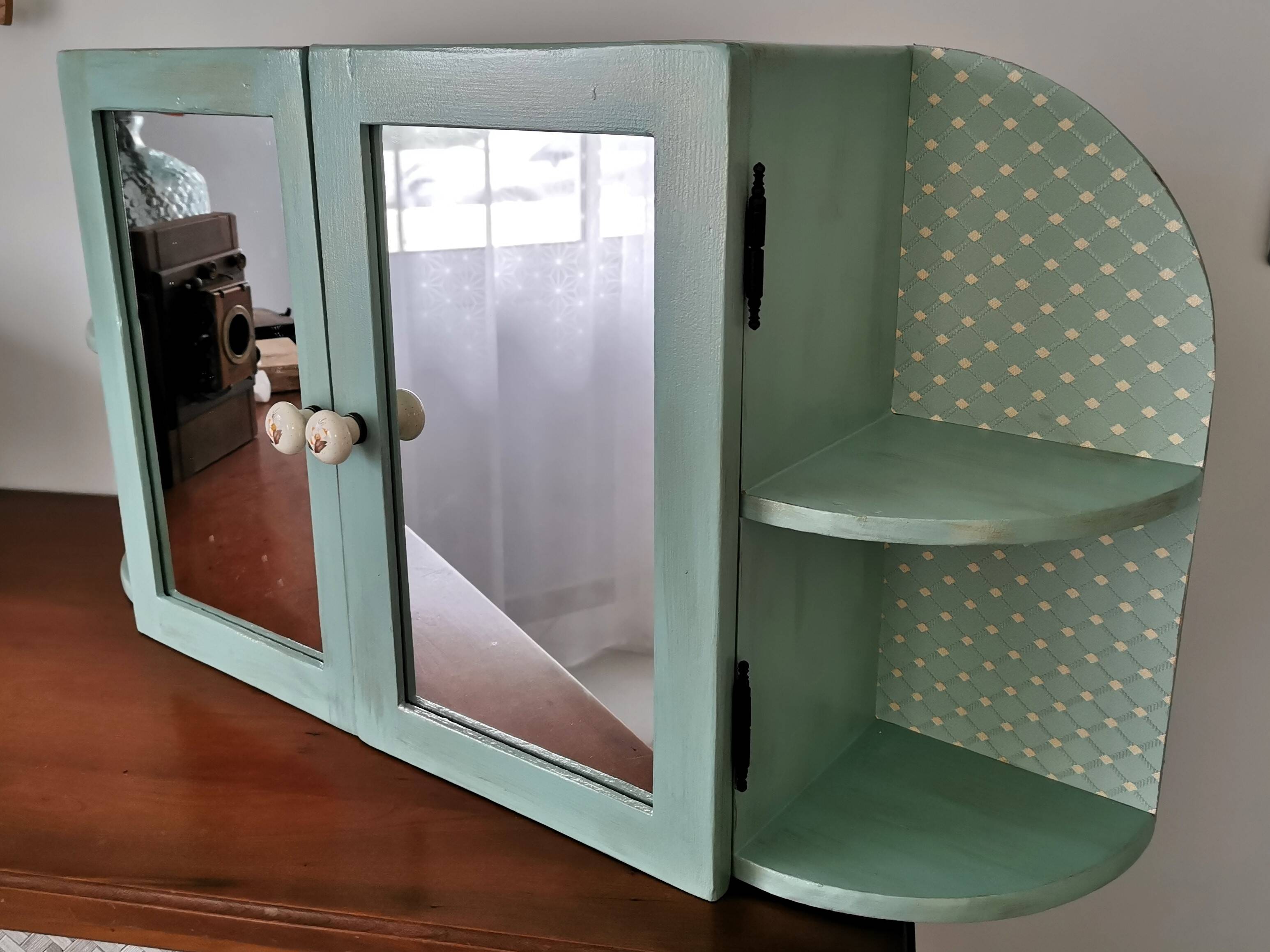 Wall shelf bathroom cabinet