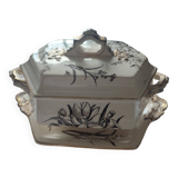Saucière faïence anglaise modèle amazon 1880