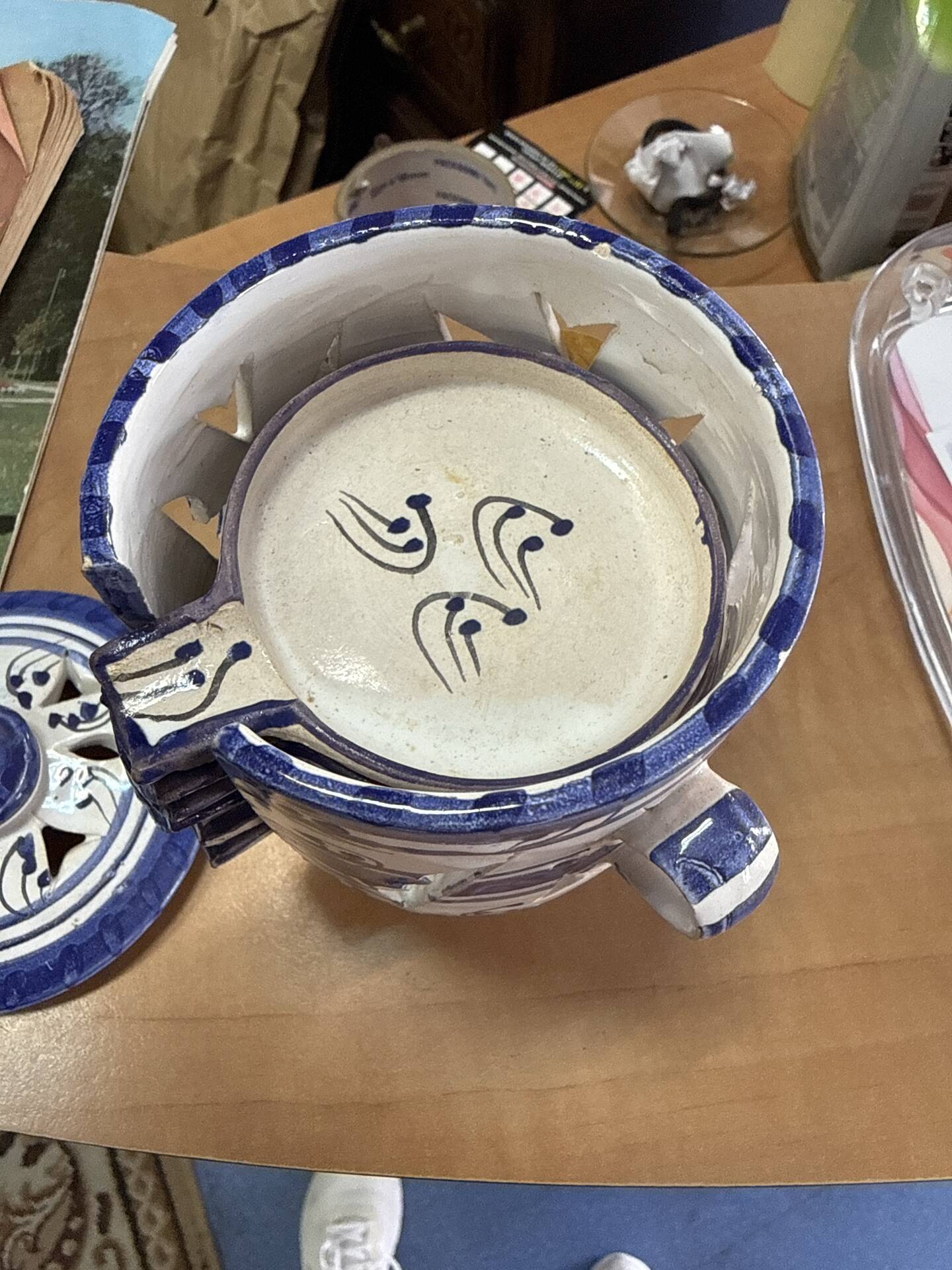 Ceramic tea service