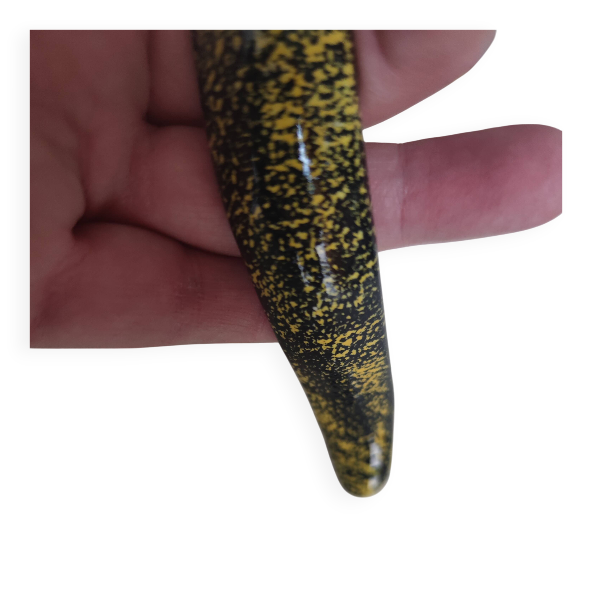 Henriot Quimper coffee service 8 cups/saucers, coffee pot, sugar bowl, jug.