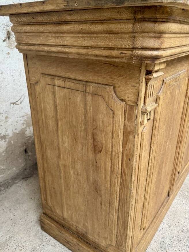 Old oak restaurant bar counter from the early 20th century