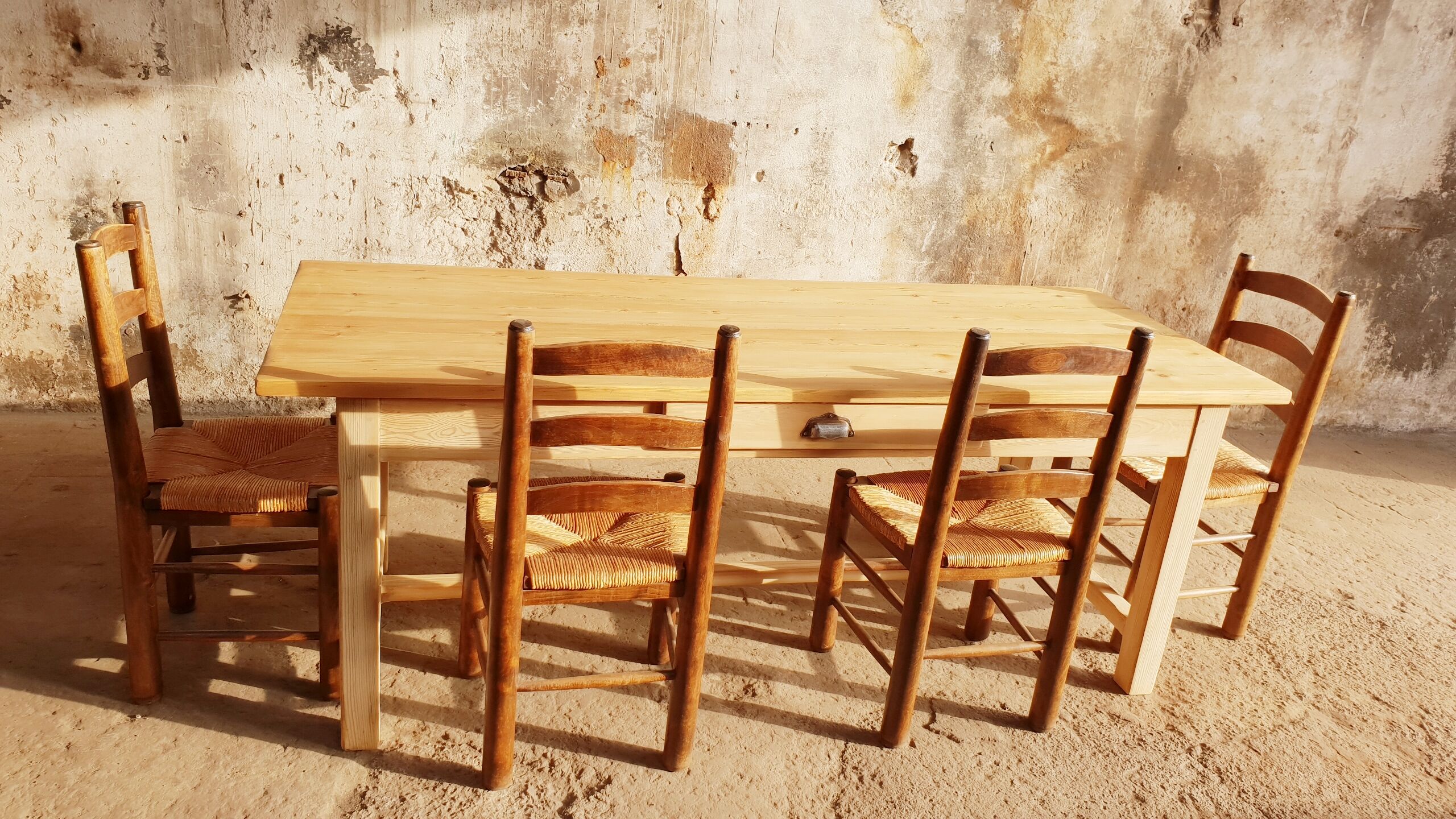 Table de ferme vintage