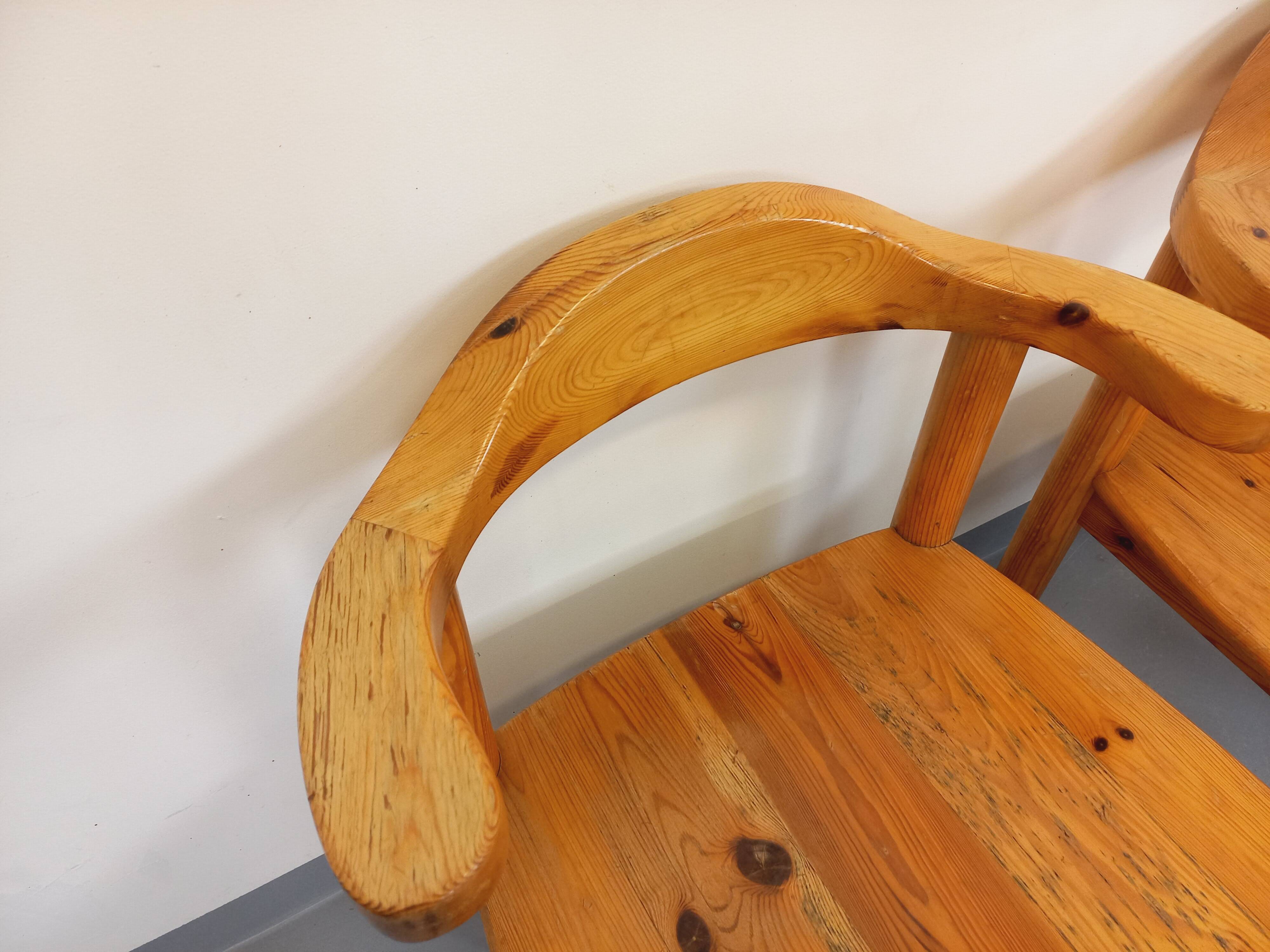 Set of 4 armchairs in pine from the 60s and 70s