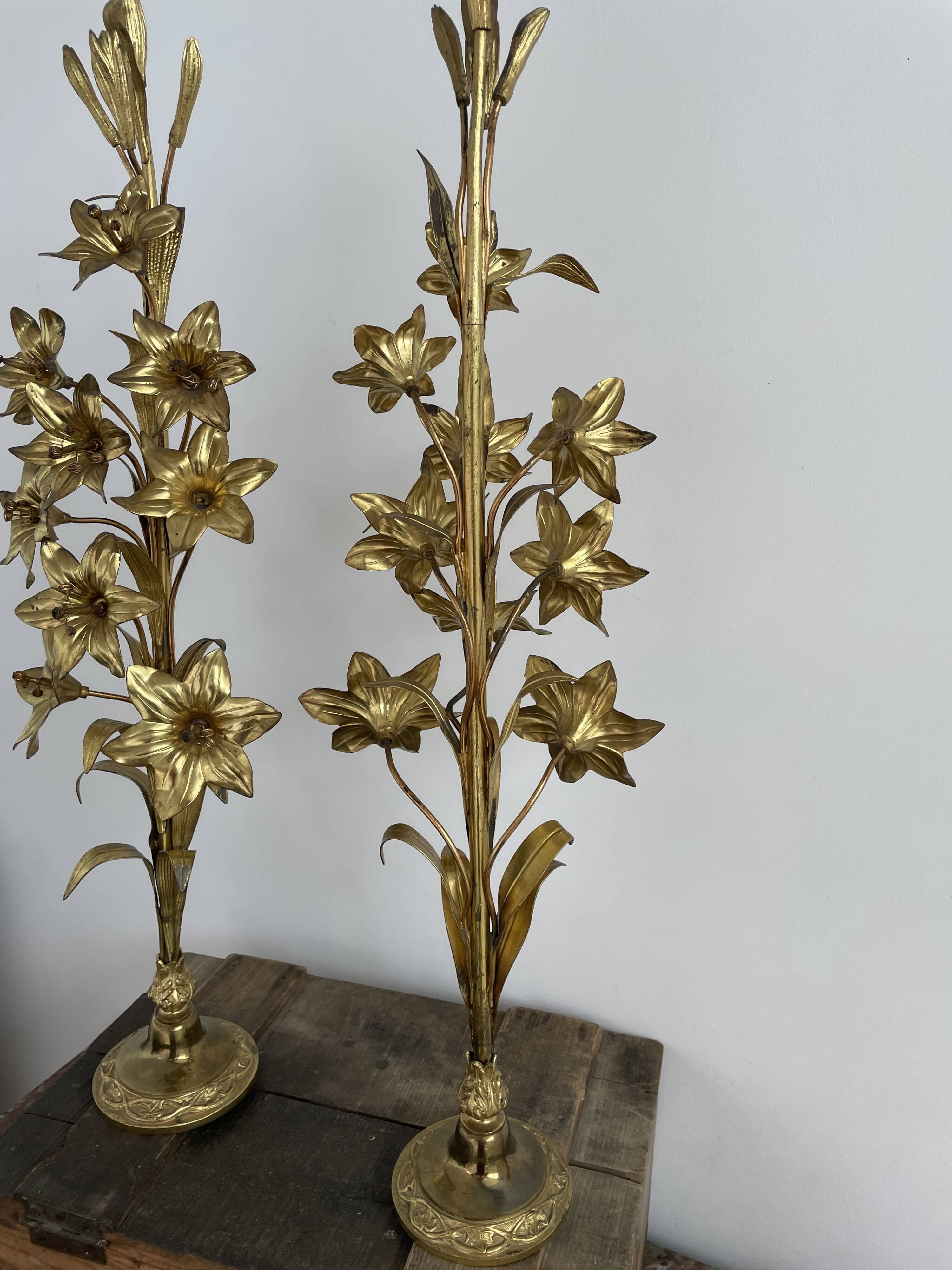 Decorative elements - brass and bronze with décor - fleurs-de-lys - France