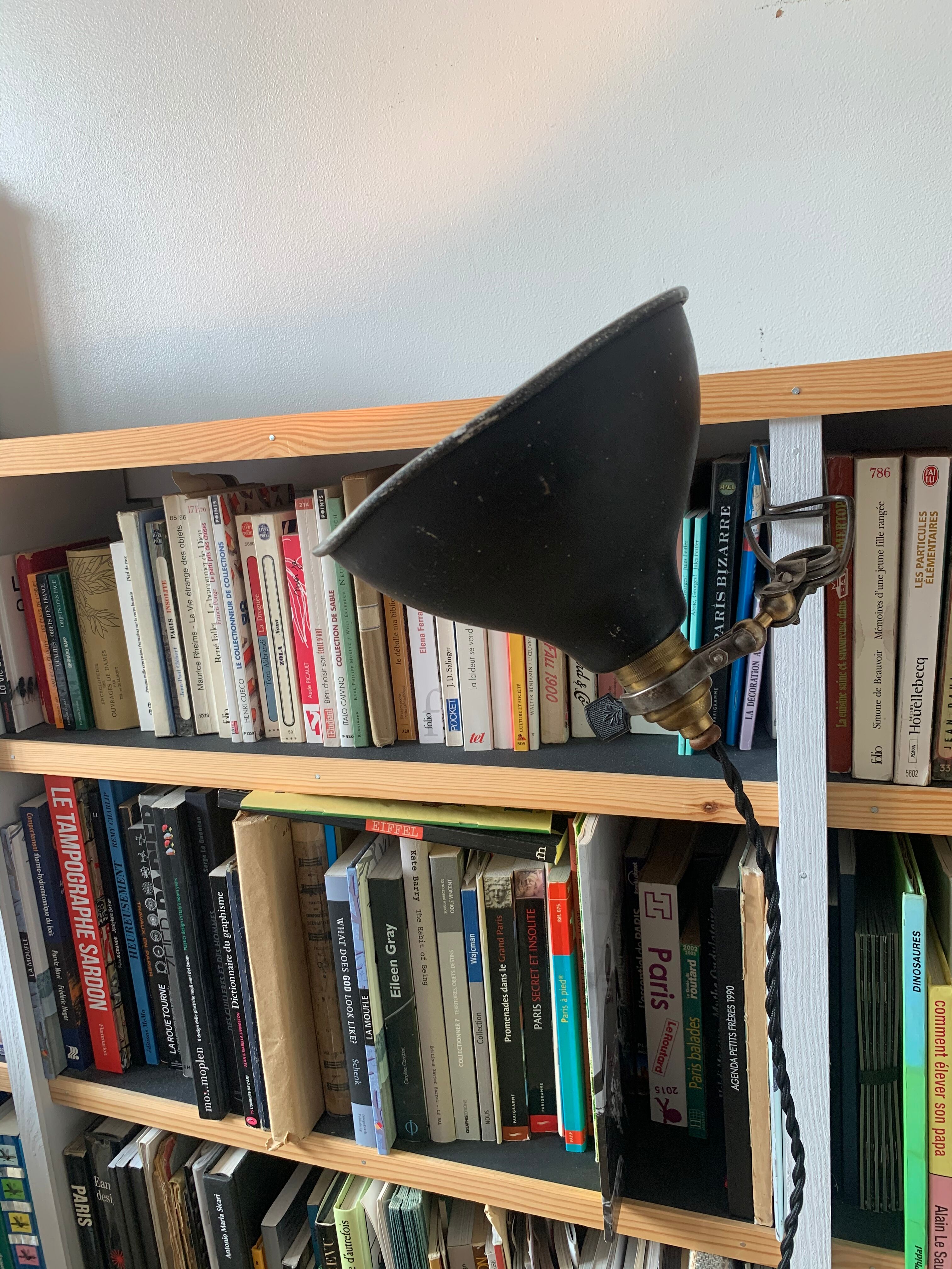 Pincer lamp / old workshop spot