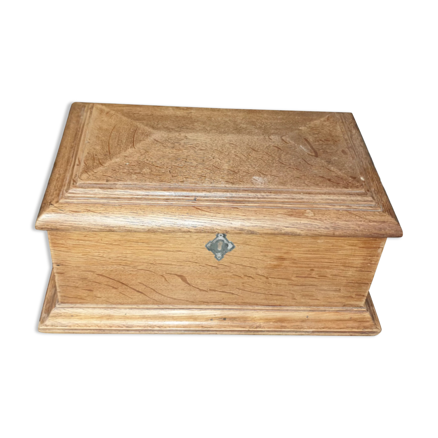 Jewelry box
