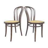 Pair of canned bistro chairs Thonet ZPM Radomsko in curved wood