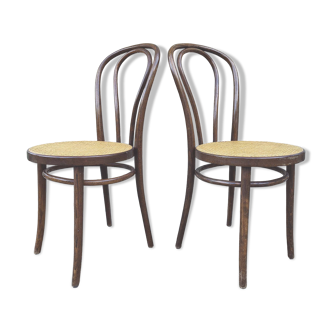 Pair of canned bistro chairs Thonet ZPM Radomsko in curved wood