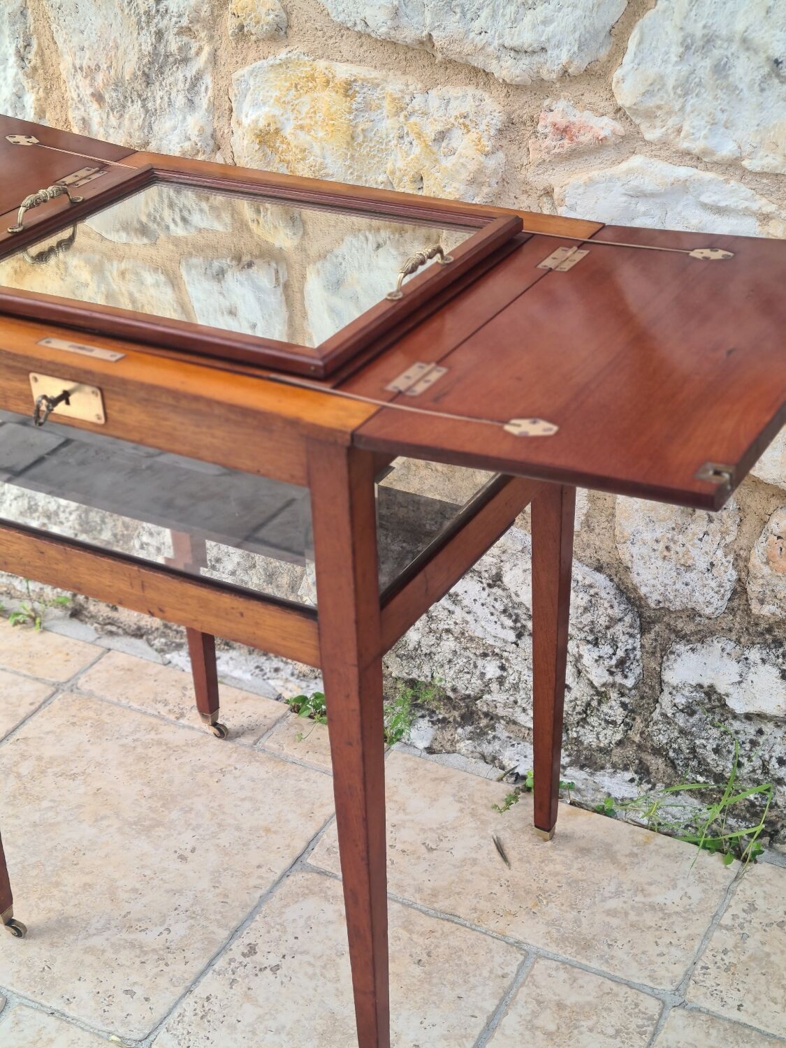 Mahogany tea table