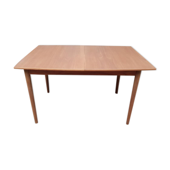 Scandinavian table extansible