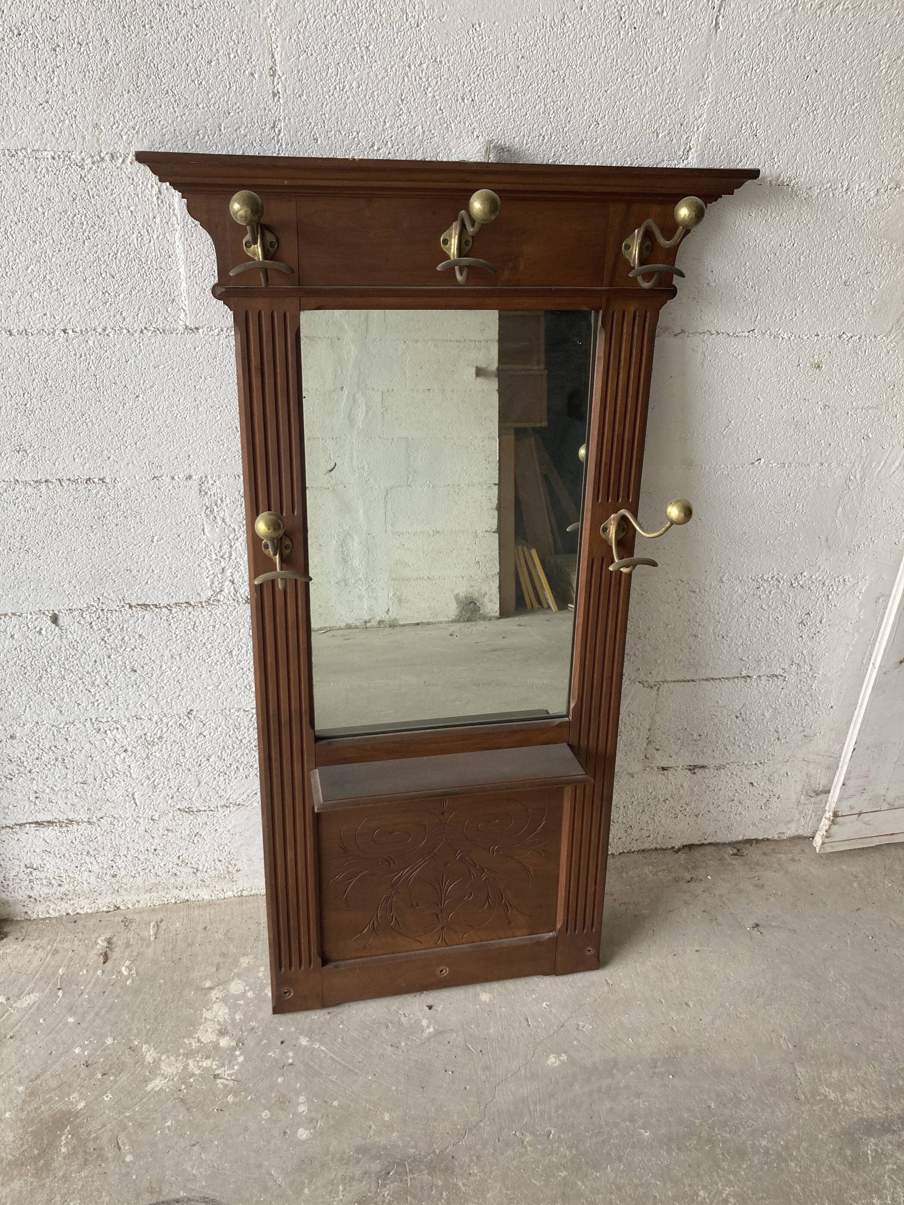 Cloakroom Coat rack with vintage mirror