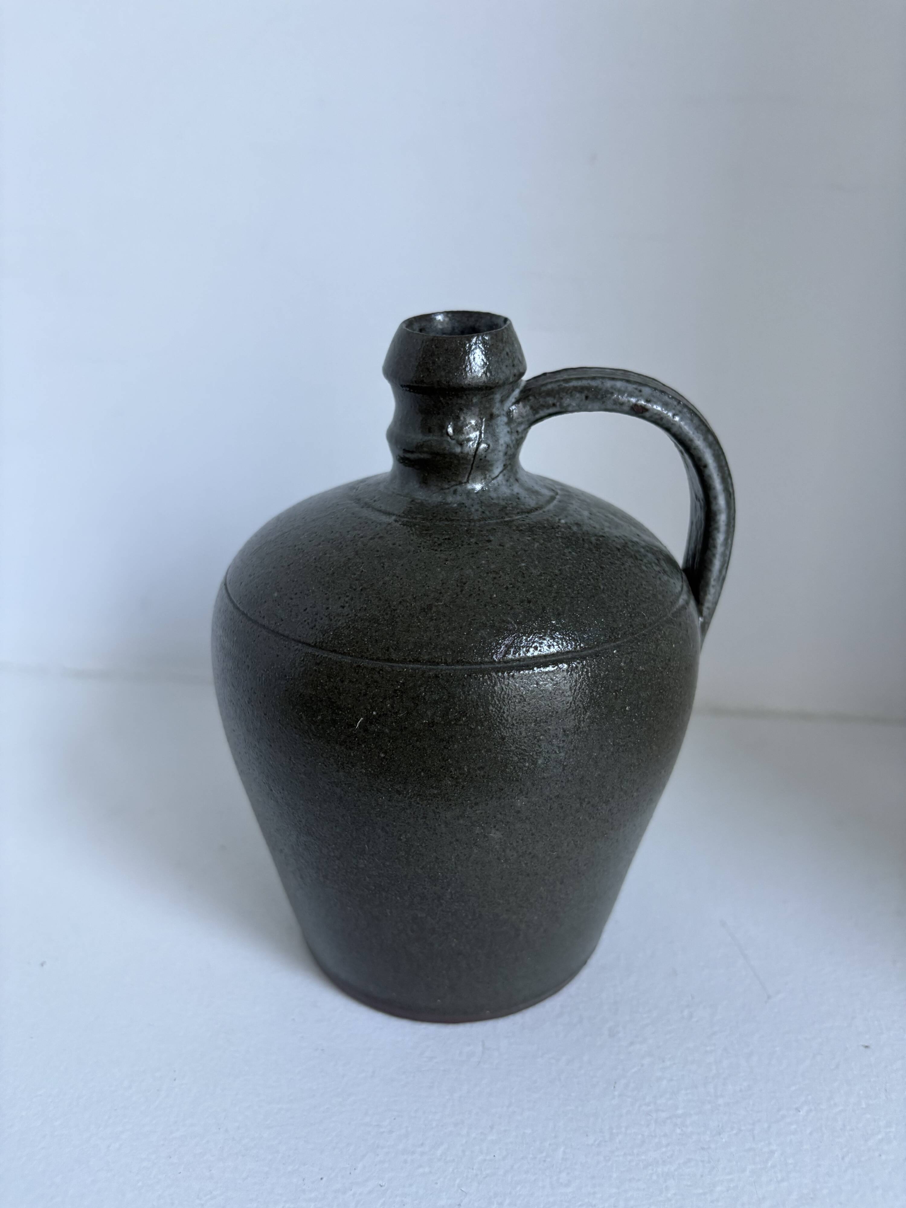 Set of 12 decorative items