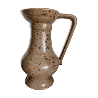 Pitcher vase in old sandstone signed