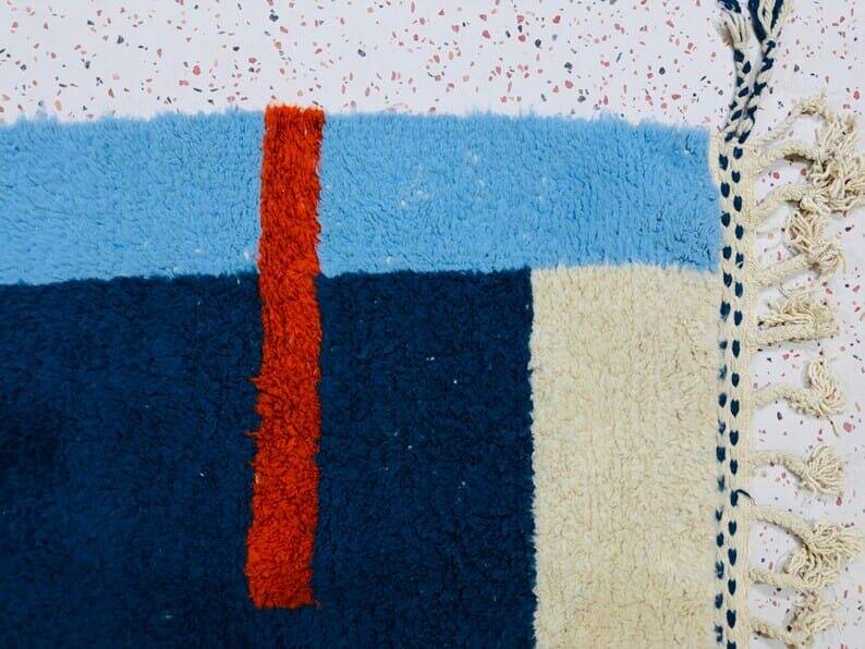 Handmade pure wool rug, size 150 x 250 cm.