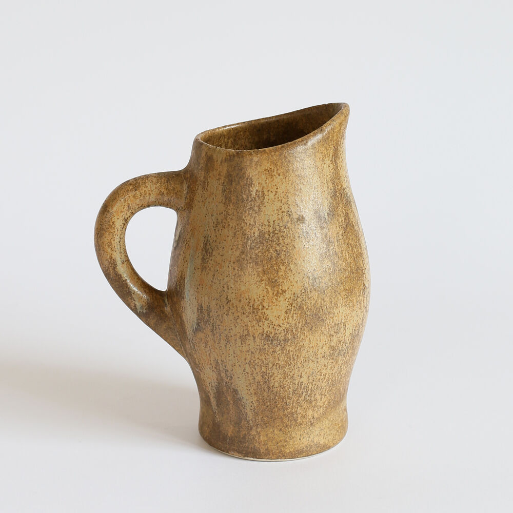 Sandstone pitcher