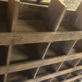 Shelf, storage unit with lockers to lean on