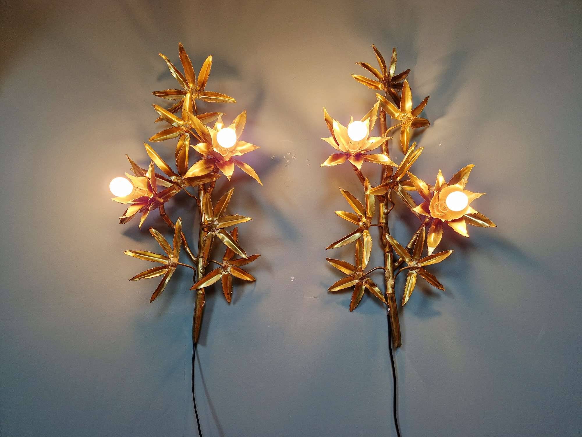 Large pair of brass wall sconces, Maison Jansen, 1960-70