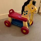 Carrier horse