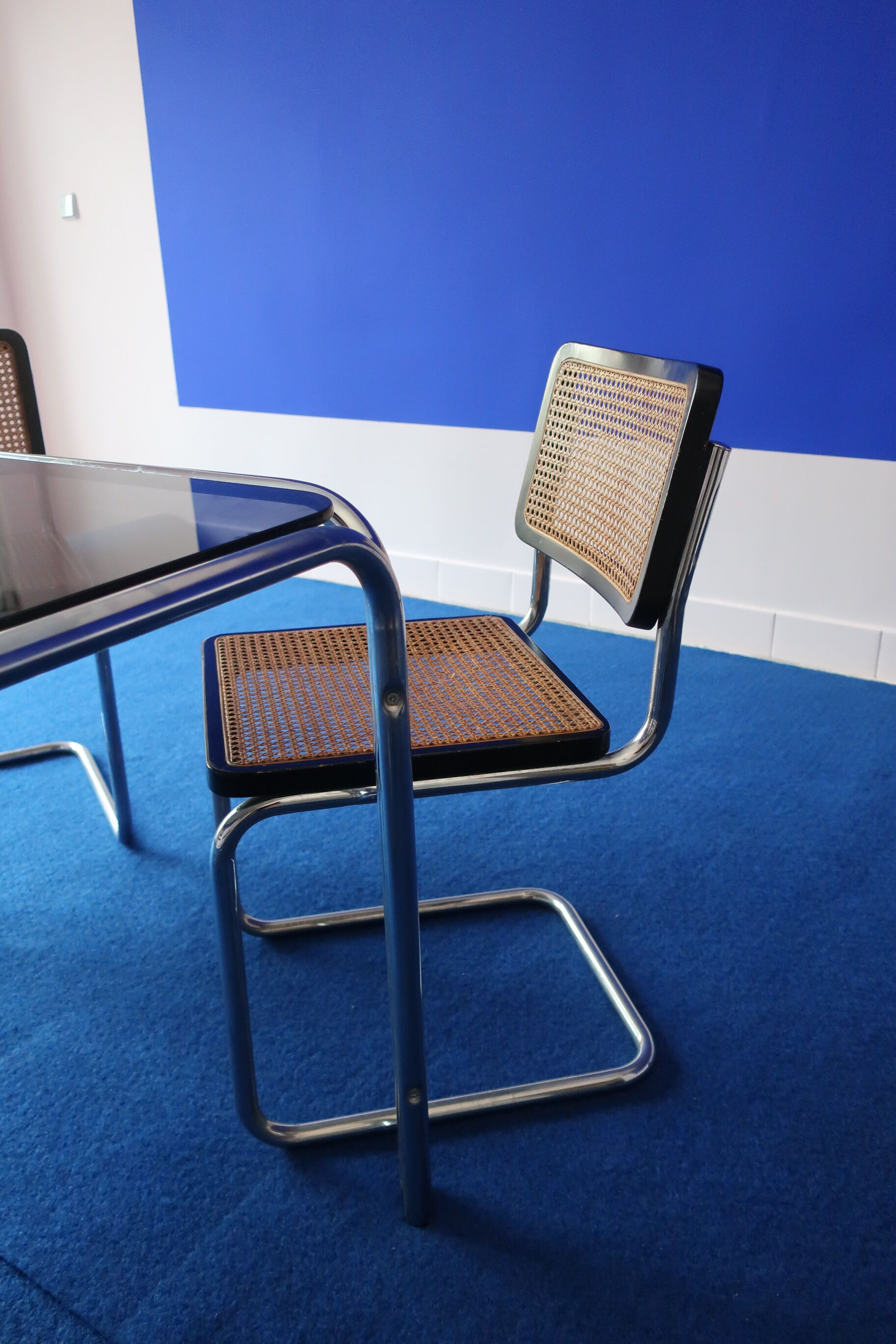 Table and 4 chairs by Marcel Breuer from the 70/80