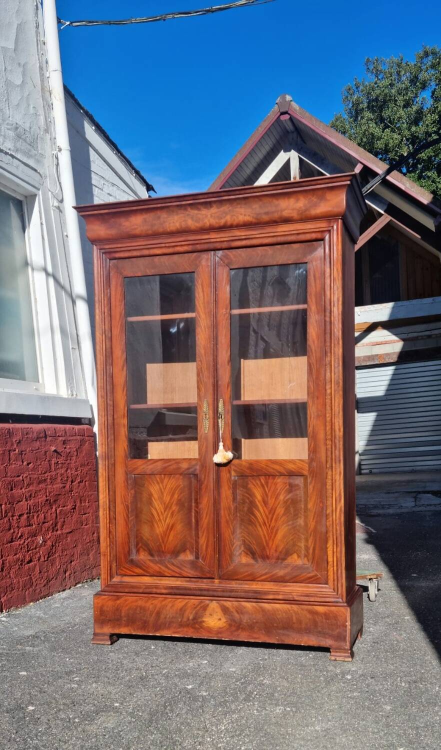 Louis Philippe Style Mahogany Display Cabinet from the 19th Century