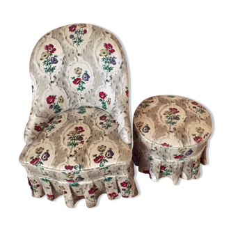 Toad in cloth armchair and its Ottoman