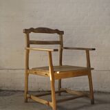Ensemble de six fauteuils brutalistes en chêne massif 1960