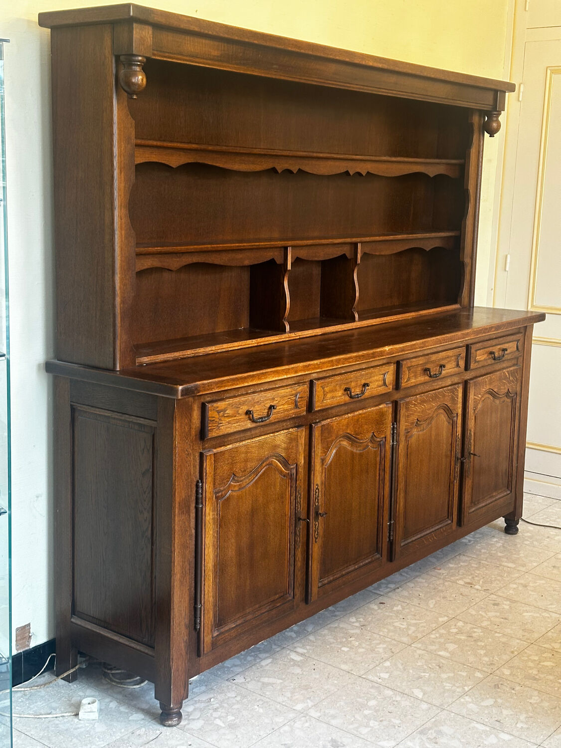 Rustic two-body buffet in oak from the 1960s.