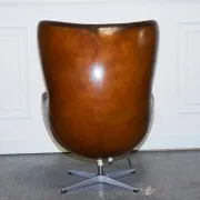Chaise Egg Vintage Teintée à la Main en Brun Whisky